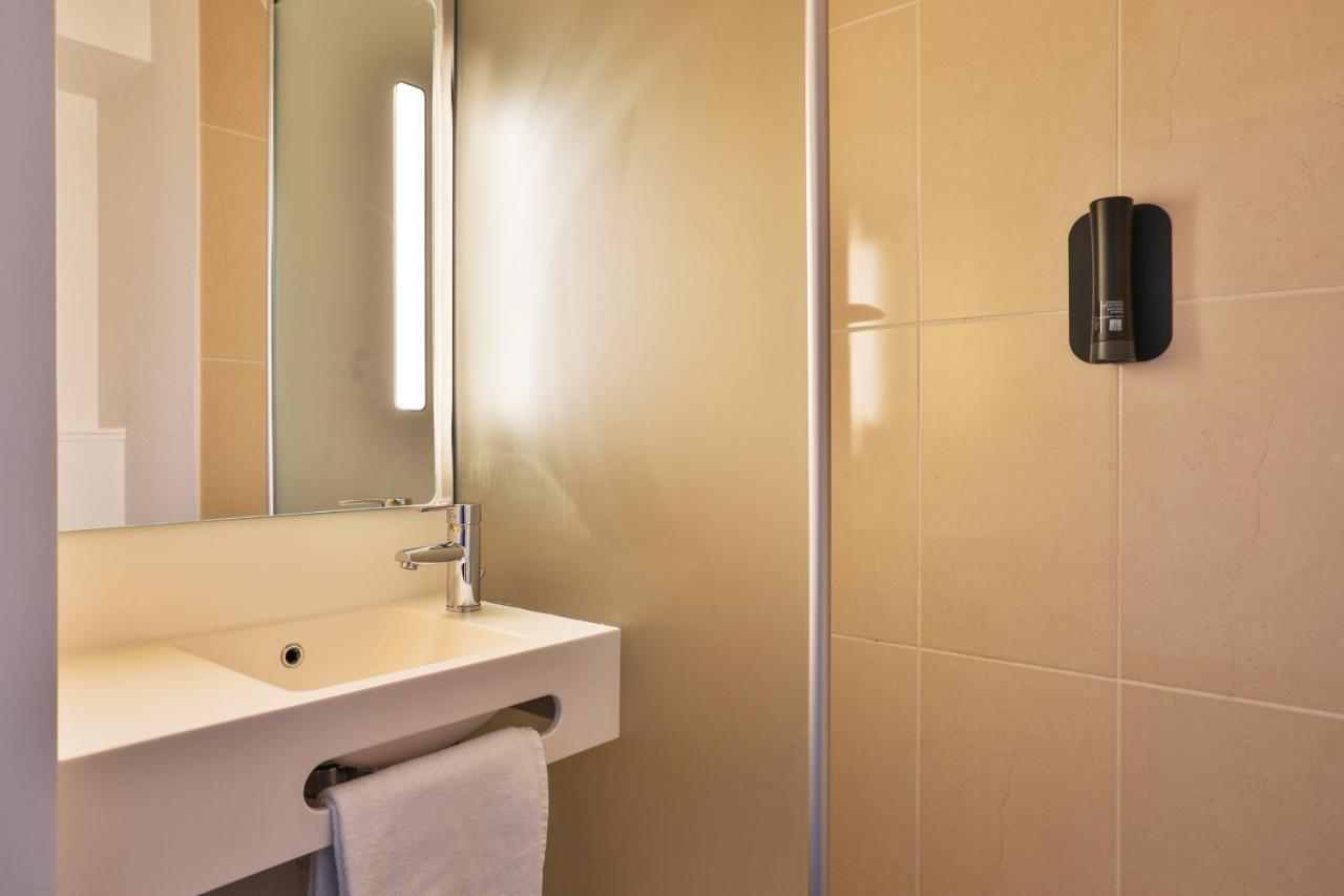 B&B Hotel La Roche-Sur-Yon Mouilleron-le-Captif Esterno foto